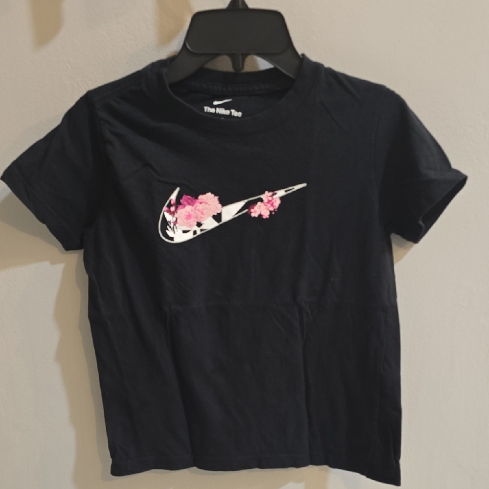 Used Girls Size medium Nike Kids Black Tee with Pink Floral Logo